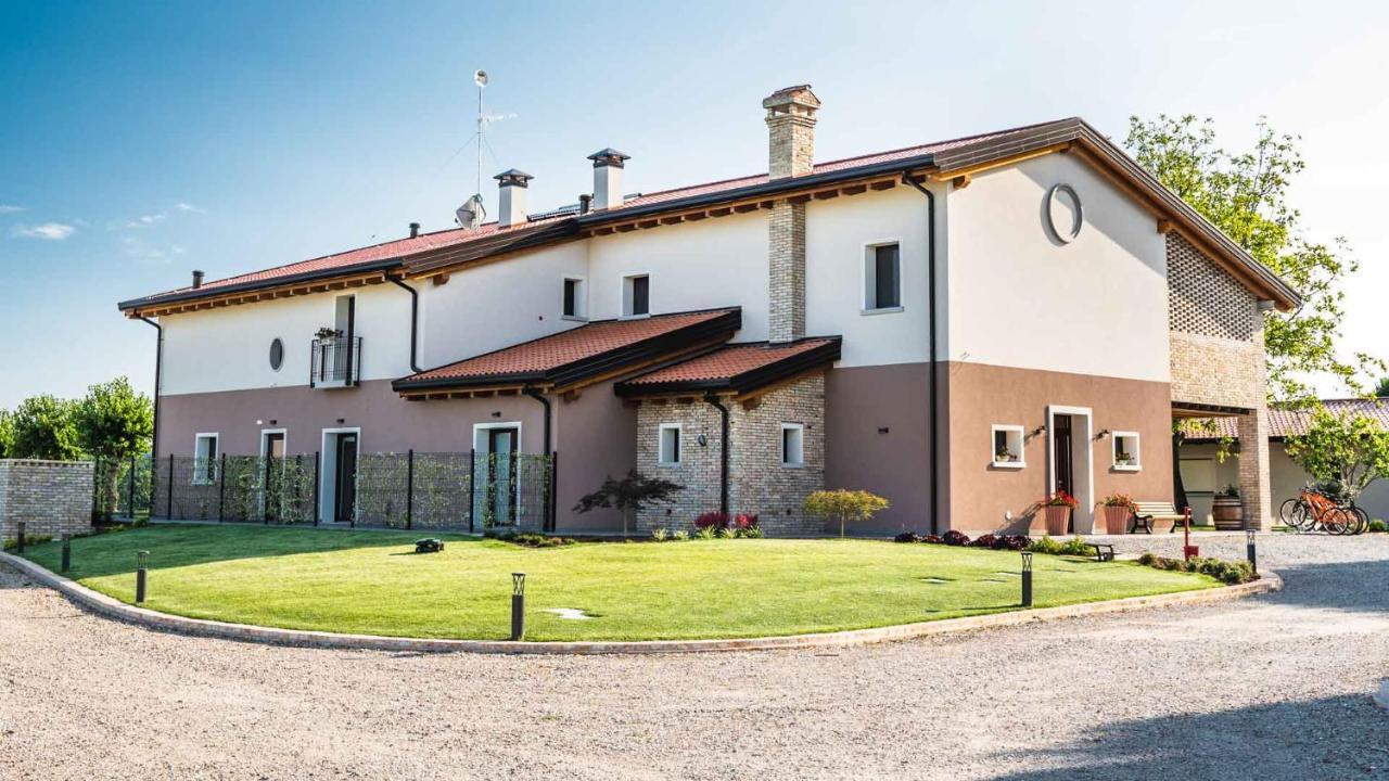 Agriturismo Casale Ai Prati Villa Латизана Екстериор снимка